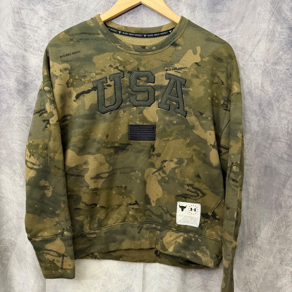 Under Armour Project Rock USA Camo Sweatshirt Green Fleece Crewneck Small
